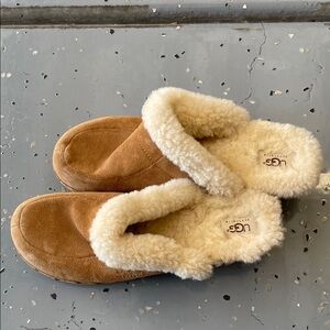 UGG Chestnut and Cream Kalie